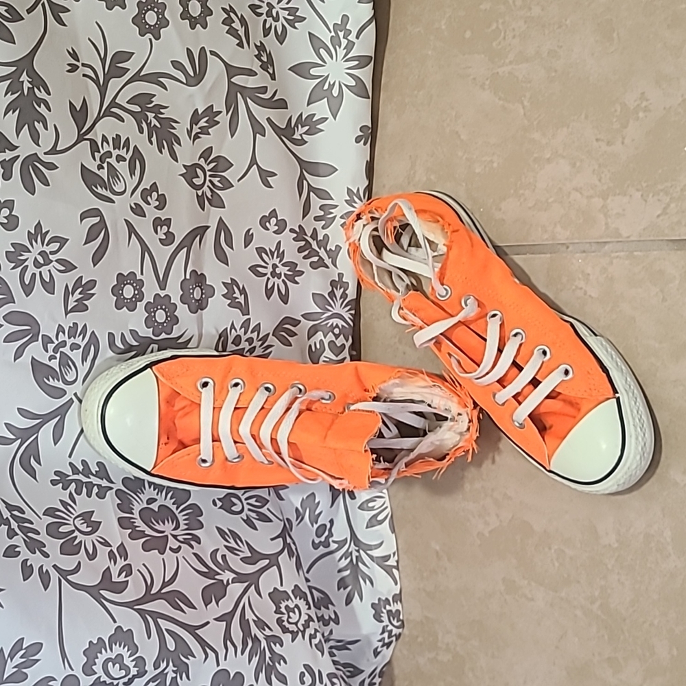 Size 7 Chuck Taylor All Star Cut Offs - Neon Orange